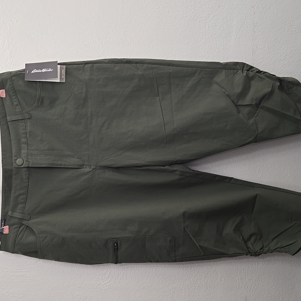 Eddie Bauer Forest Green Cargo Pants